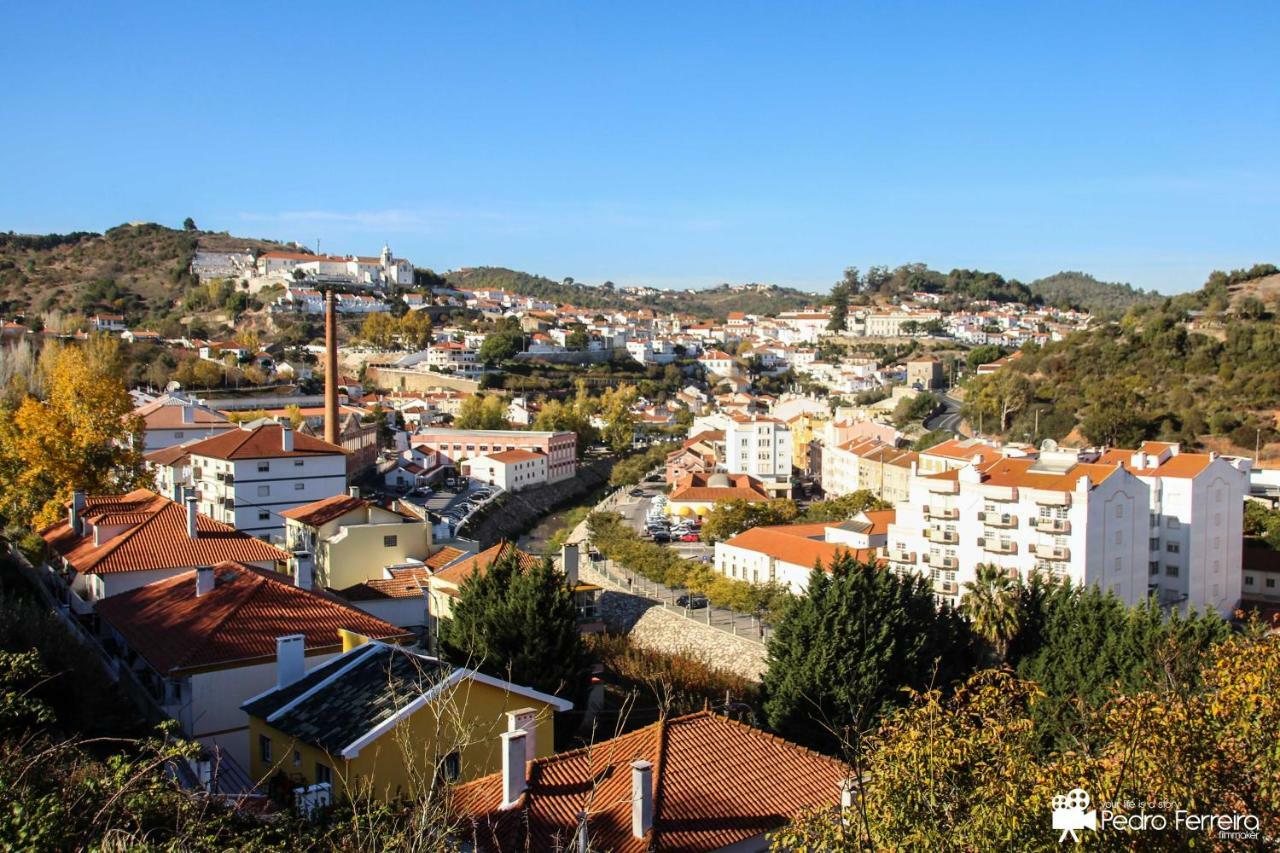 Alojamento Das Fontes Alenquer Esterno foto